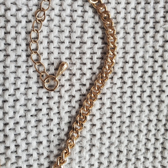 COPY - Gorgeous coral statement necklace - Picture 6 of 7